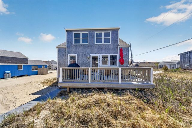 85 F Taylor Ave, Plymouth, MA 02360
