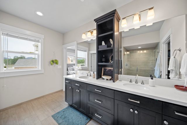 6677 Bandito Drive, Redding, CA 96001