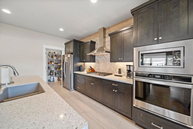 6677 Bandito Drive, Redding, CA 96001