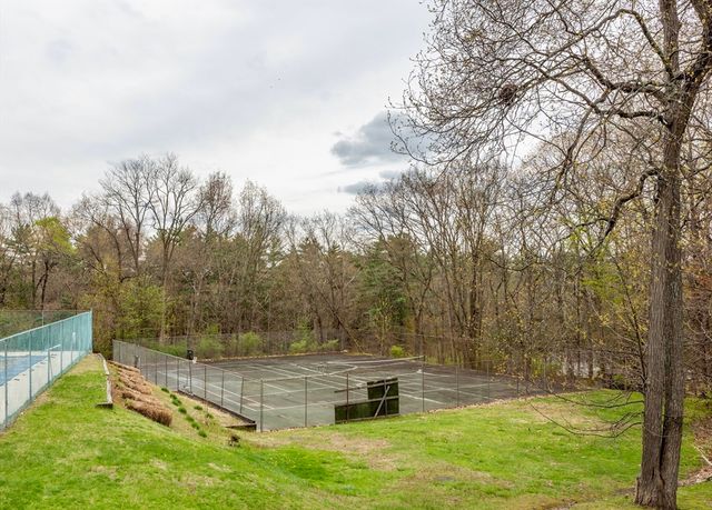 33 Granby Hts 33, Granby, MA 01033