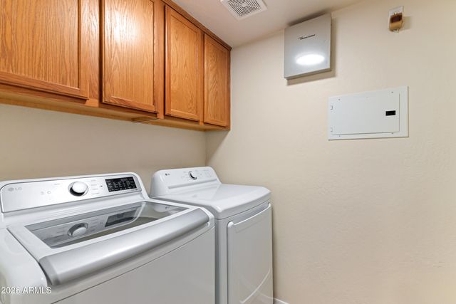 11500 E COCHISE Drive 1021, Scottsdale, AZ 85259
