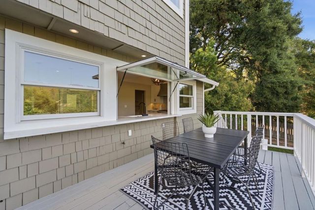18300 Lakeview Court, Los Gatos, CA 95033