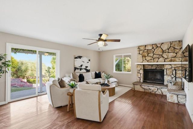 18300 Lakeview Court, Los Gatos, CA 95033