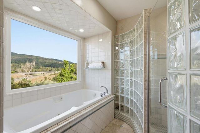 18300 Lakeview Court, Los Gatos, CA 95033