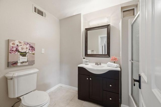 18300 Lakeview Court, Los Gatos, CA 95033
