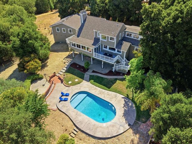 18300 Lakeview Court, Los Gatos, CA 95033