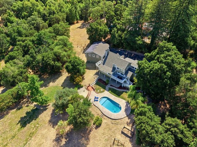 18300 Lakeview Court, Los Gatos, CA 95033