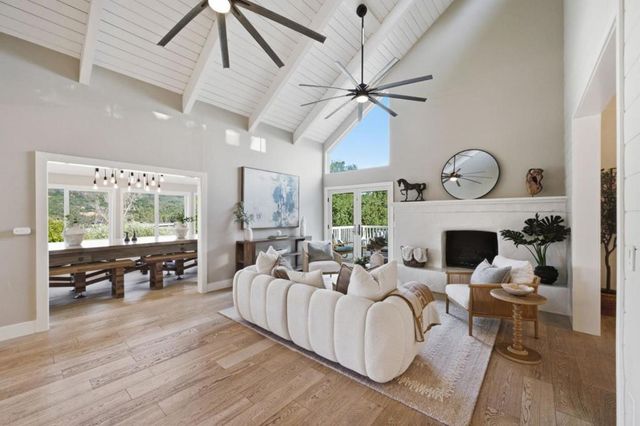 18300 Lakeview Court, Los Gatos, CA 95033