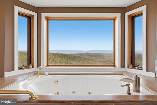 2152 SUPINLICK RIDGE, Broadway, VA 22815