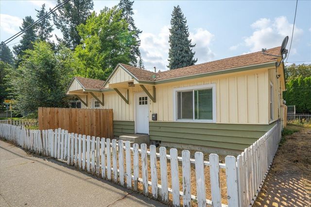 864 S Sherman St, Spokane, WA 99202