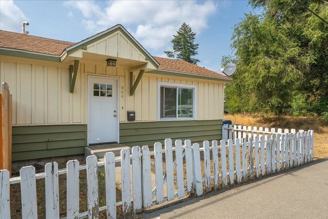 864 S Sherman St, Spokane, WA 99202