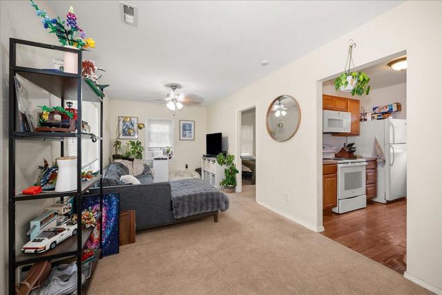 864 S Sherman St, Spokane, WA 99202