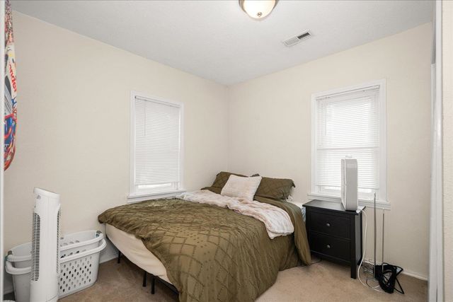 864 S Sherman St, Spokane, WA 99202