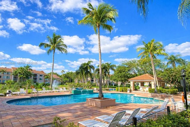 12124 Saint Andrews Pl 305, Miramar, FL 33025