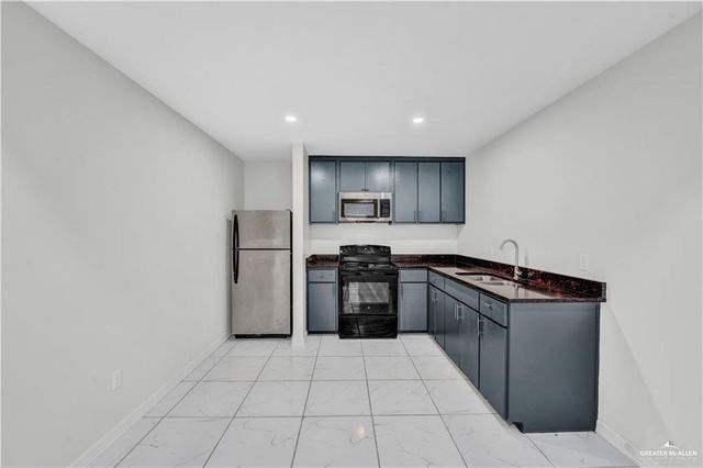 424 W Chavez Street, Edinburg, TX 78541