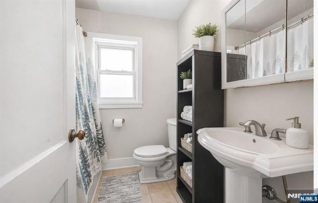 6 Franklin, Montclair, NJ 07042