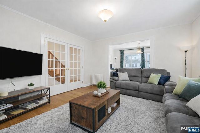 6 Franklin, Montclair, NJ 07042