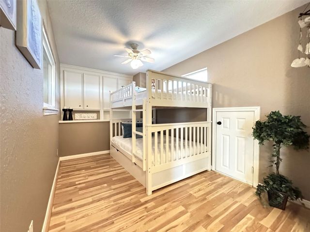 438 Jeanie Lynne Circle, Galveston, TX 77554