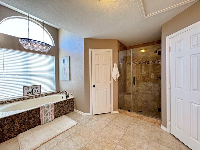 438 Jeanie Lynne Circle, Galveston, TX 77554