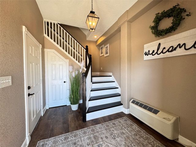 438 Jeanie Lynne Circle, Galveston, TX 77554