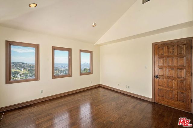 2131 Kew Drive, Los Angeles, CA 90046