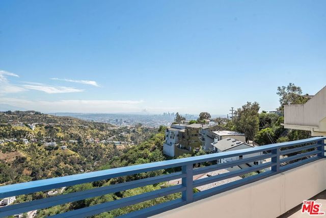 2131 Kew Drive, Los Angeles, CA 90046