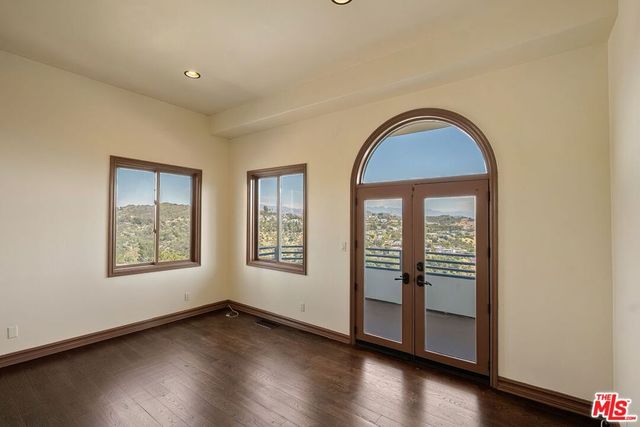 2131 Kew Drive, Los Angeles, CA 90046