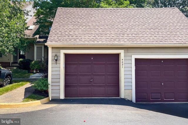 4021 LAKE GLEN RD, Fairfax, VA 22033