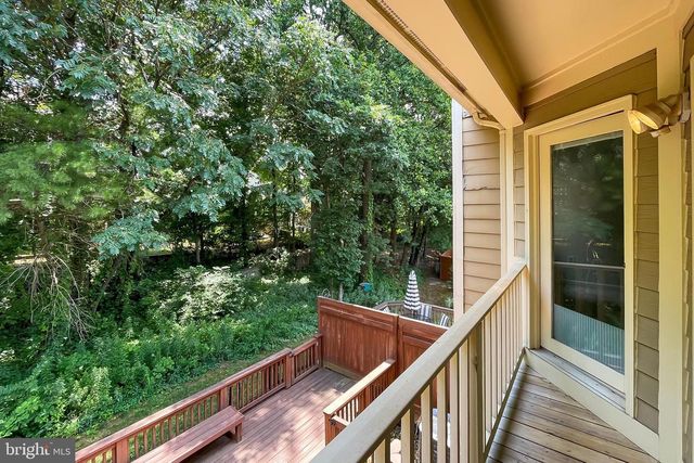 4021 LAKE GLEN RD, Fairfax, VA 22033