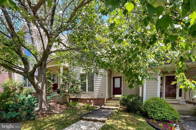 4021 LAKE GLEN RD, Fairfax, VA 22033