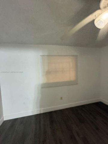 11905 NE 2nd Ave C106, North Miami, FL 33161