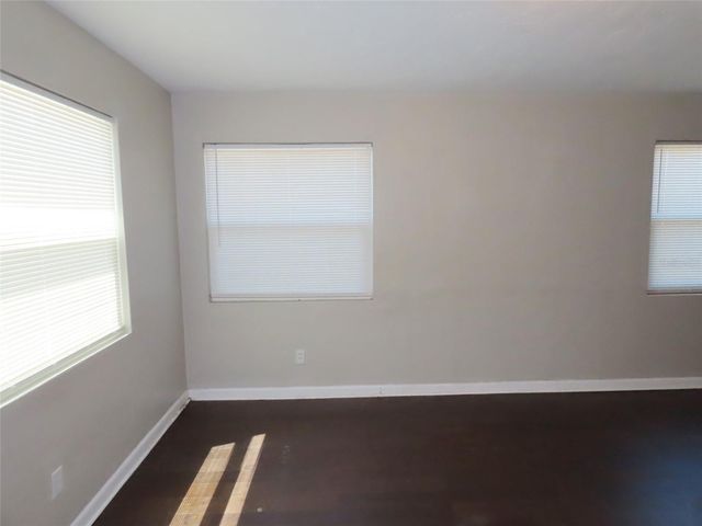 4841 EMERSON AVENUE S, St Petersburg, FL 33711