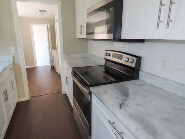 4841 EMERSON AVENUE S, St Petersburg, FL 33711