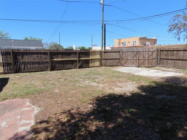 4841 EMERSON AVENUE S, St Petersburg, FL 33711