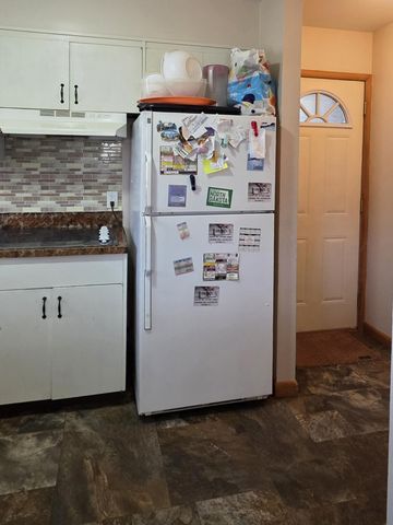 555 10th Avenue SW, Valley City, ND 58072