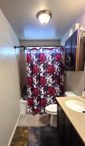 555 10th Avenue SW, Valley City, ND 58072