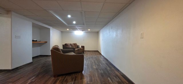 555 10th Avenue SW, Valley City, ND 58072