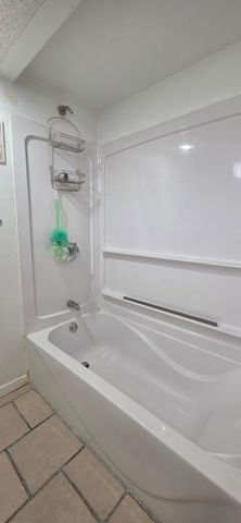 555 10th Avenue SW, Valley City, ND 58072