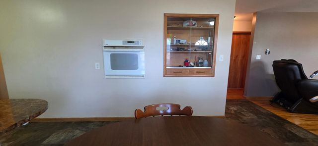 555 10th Avenue SW, Valley City, ND 58072