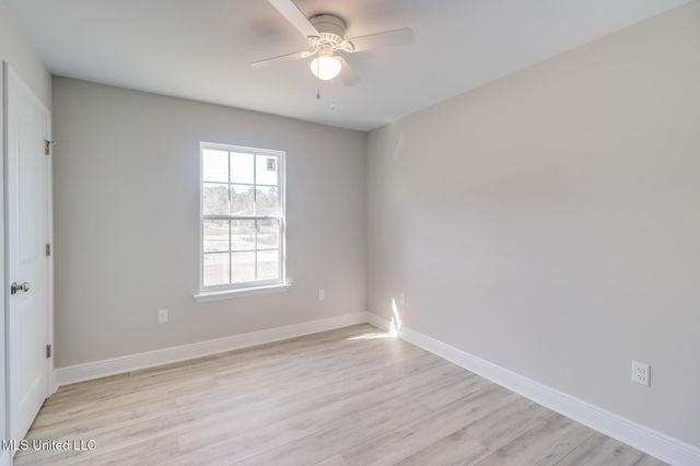 17202 Gardenia Street, Kiln, MS 39556