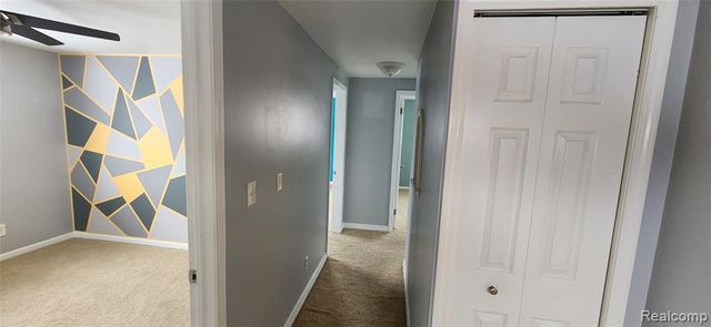 30841 Ohmer Dr, Warren, MI 48092