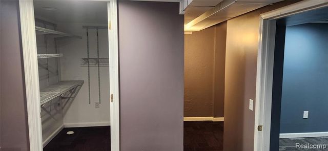 30841 Ohmer Dr, Warren, MI 48092