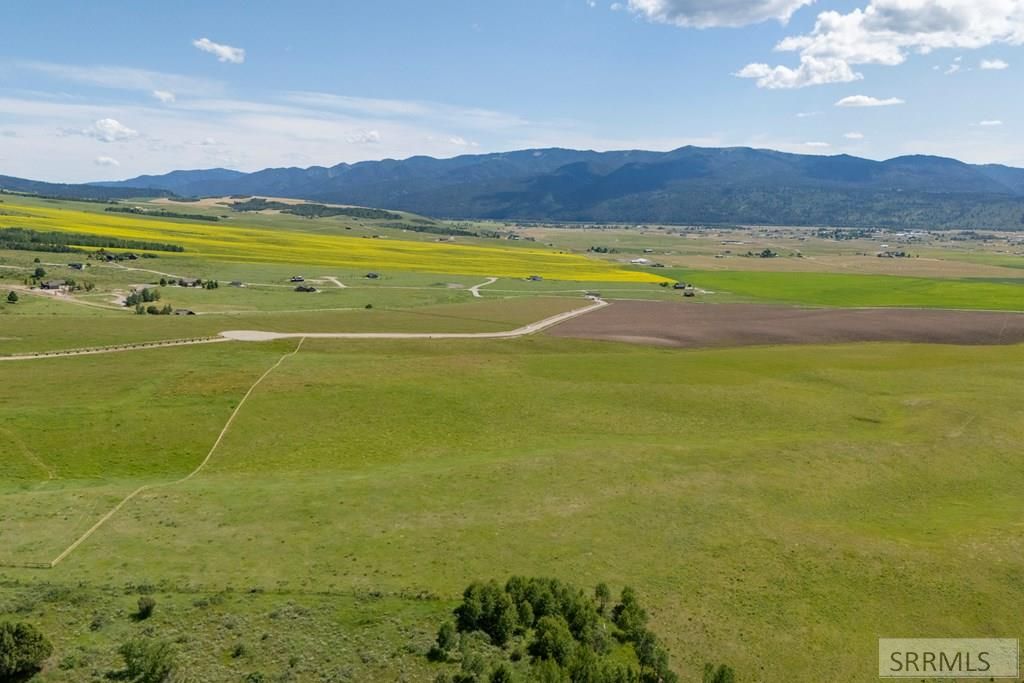 Image 3 of property listing at L6B1 Grand View Heights, Swan Valley, ID 83449