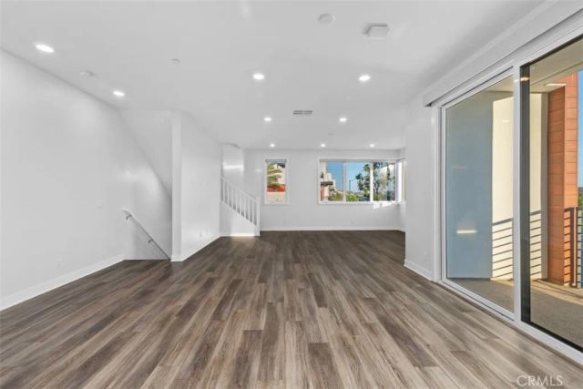 430 Transport, Tustin, CA 92782