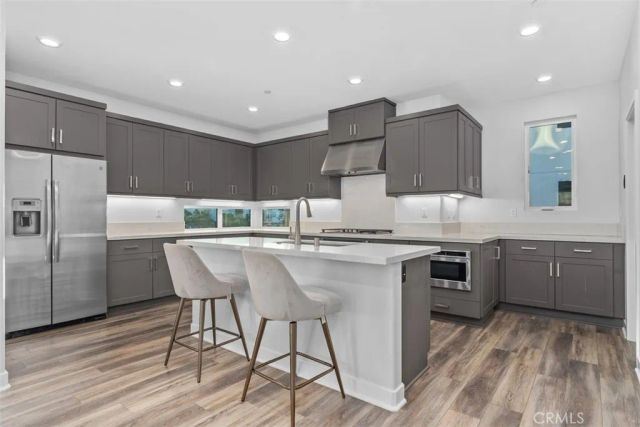 430 Transport, Tustin, CA 92782