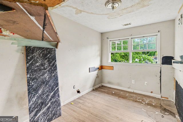 512 Donahoo Road SE, Silver Creek, GA 30173