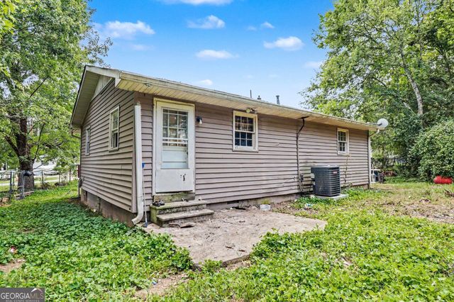 512 Donahoo Road SE, Silver Creek, GA 30173