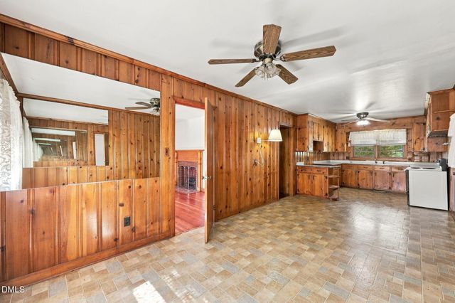 1920 Holland Avenue, Burlington, NC 27217