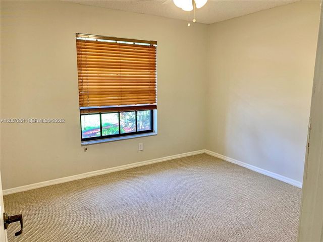 19331 NW 8th St, Pembroke Pines, FL 33029