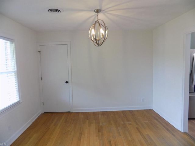 6 Peterson AVE, Smithfield, VA 23430